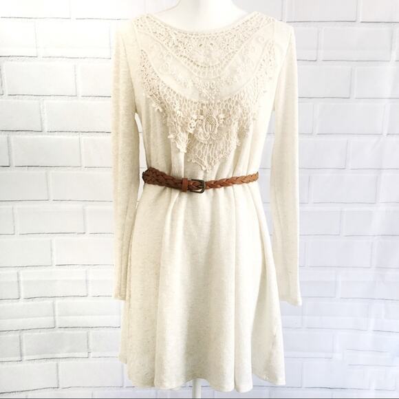 BoBel Ivory Longsleeve Embroidered/Crochet Design Dress Size Medium - Picture 2 of 8